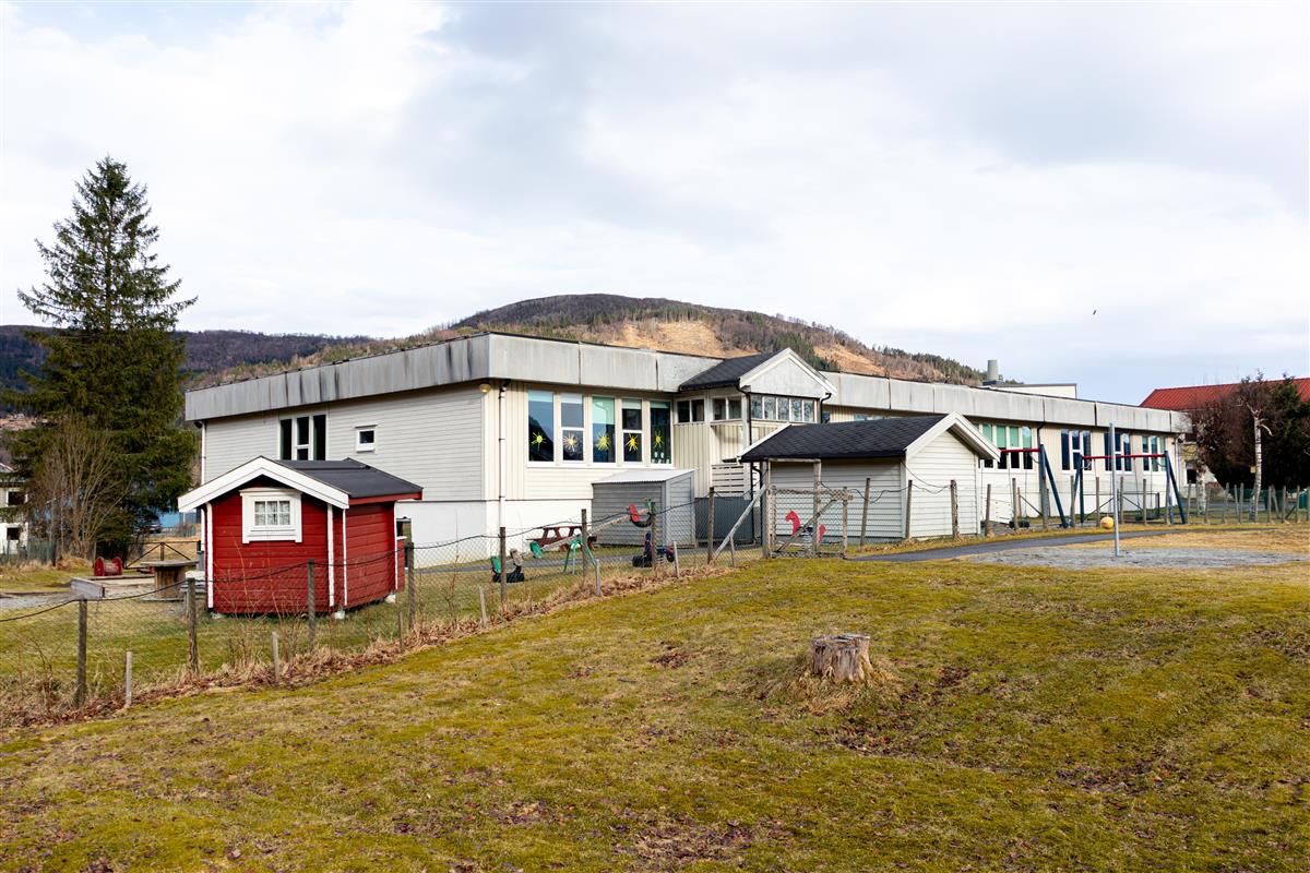 Barnehagen i Davik - Klikk for stort bilete